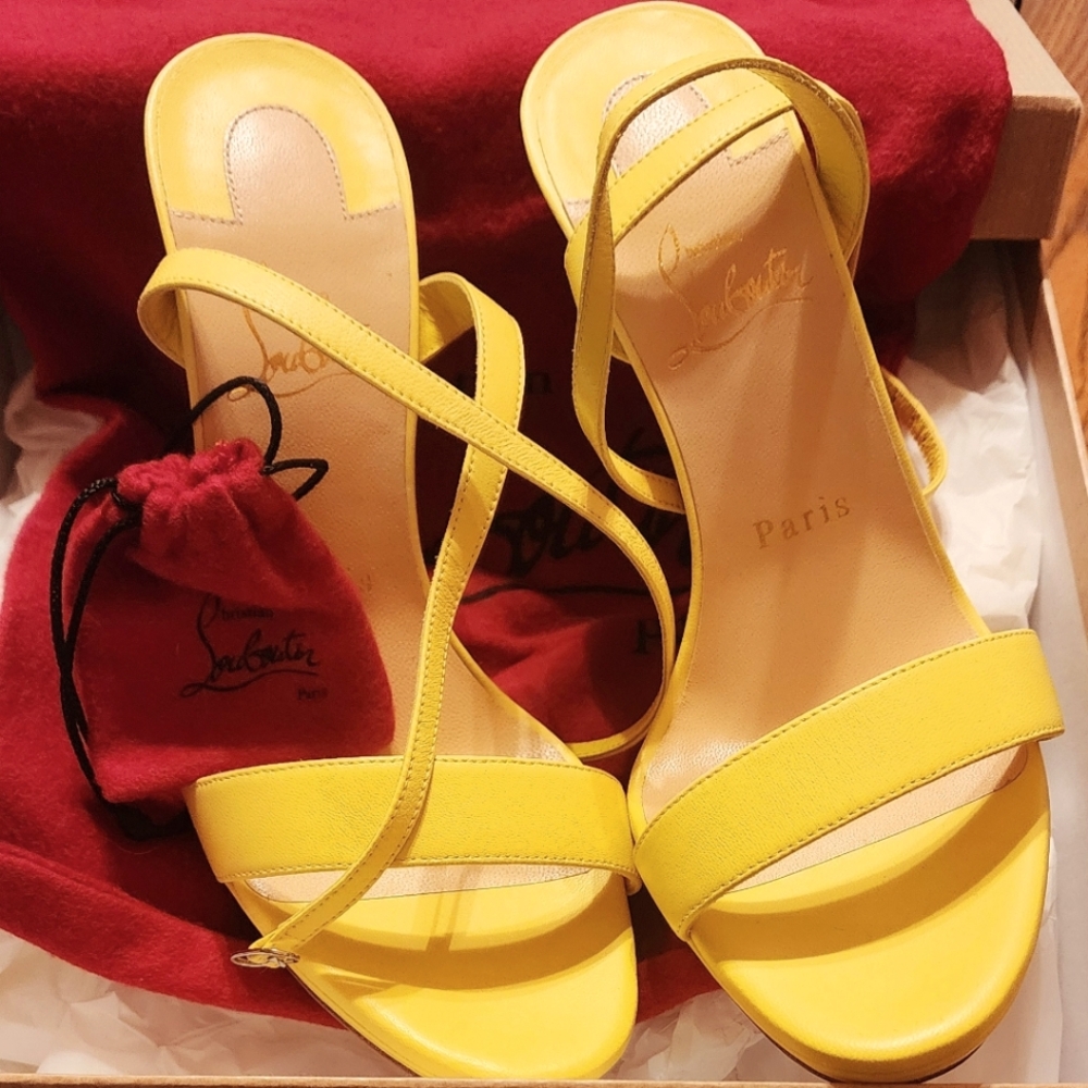 Louboutin Loubi Queen 120 Citronnade